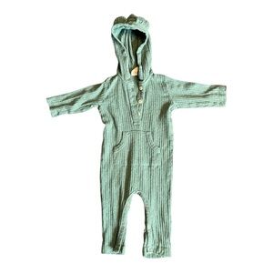 #155, kate quinn Green Hooded Baby Romper, size 6-12 months